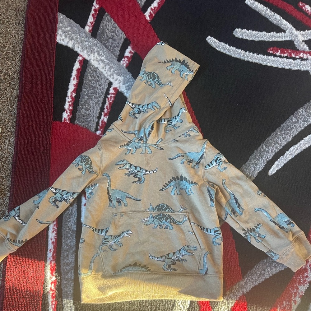 4t sweater, never been worn